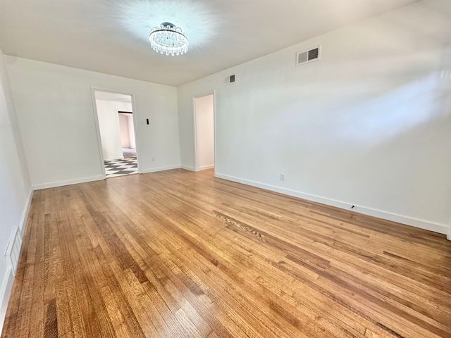 529 FLEDA RD NW, Memphis, TN 38120