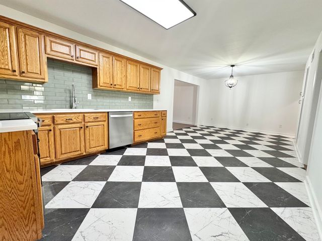 529 FLEDA RD NW, Memphis, TN 38120