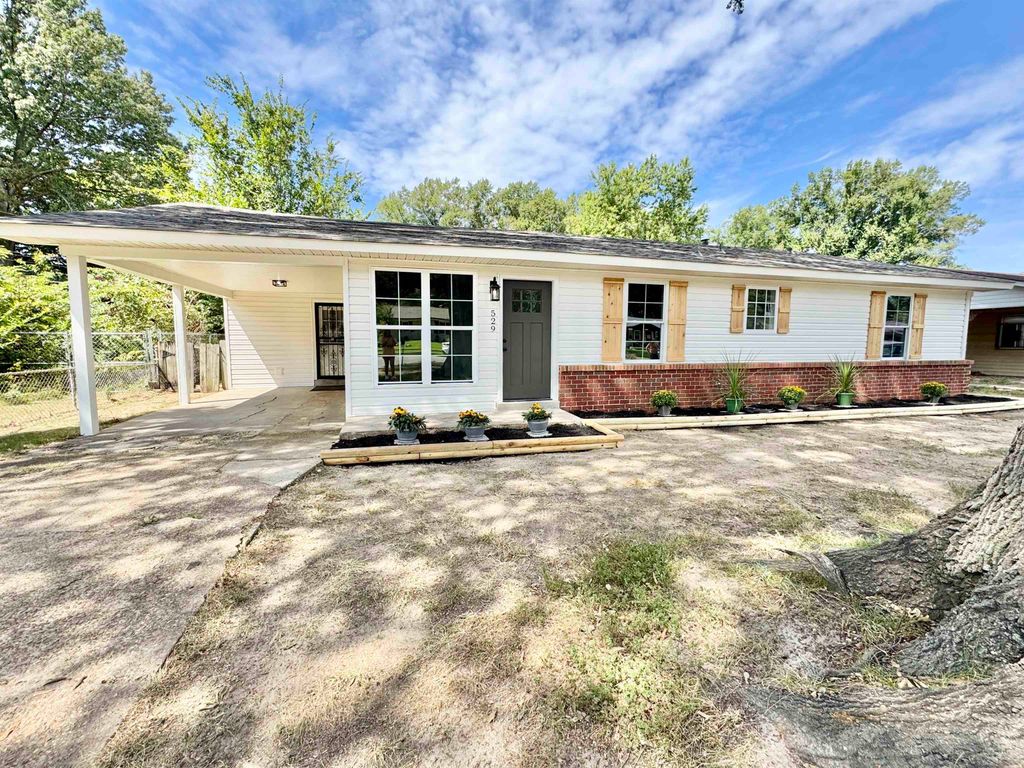 529 FLEDA RD NW, Memphis, TN 38120