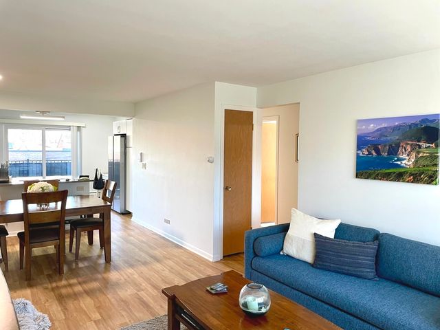 1539 Park Avenue 2n, River Forest, IL 60305