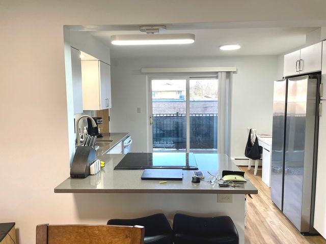 1539 Park Avenue 2n, River Forest, IL 60305