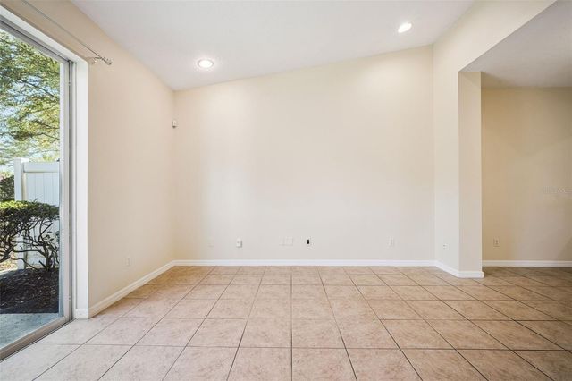 952 DAVENWOOD COURT, Ocoee, FL 34761