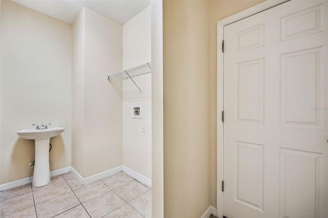 952 DAVENWOOD COURT, Ocoee, FL 34761