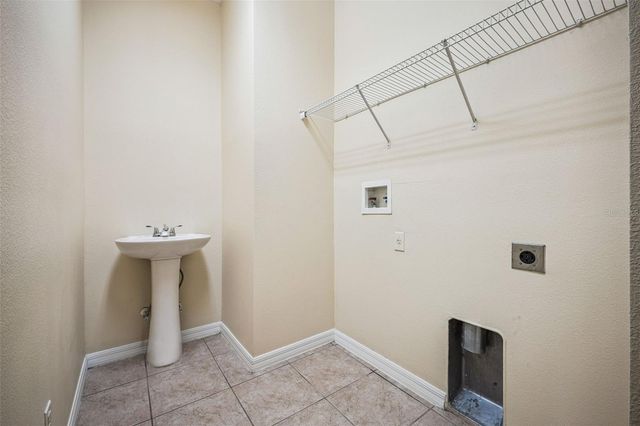 952 DAVENWOOD COURT, Ocoee, FL 34761