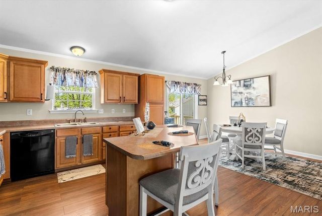 821 Chesapeake Junction Lane, O'fallon, IL 62269