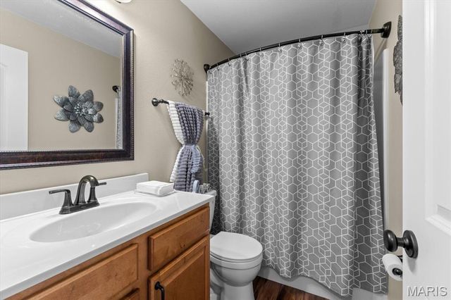 821 Chesapeake Junction Lane, O'fallon, IL 62269