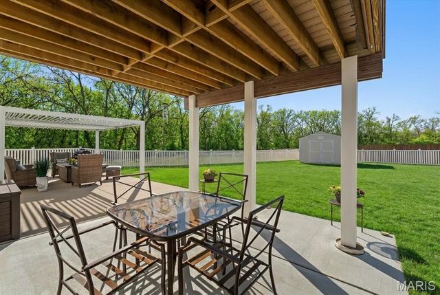 821 Chesapeake Junction Lane, O'fallon, IL 62269