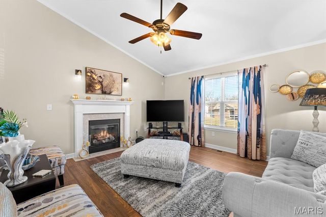 821 Chesapeake Junction Lane, O'fallon, IL 62269