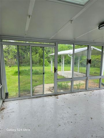 909 Saint Matthew Drive, Cahokia, IL 62206