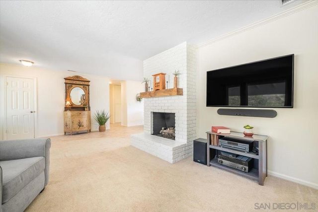 2650 Sunset Hills, Escondido, CA 92025