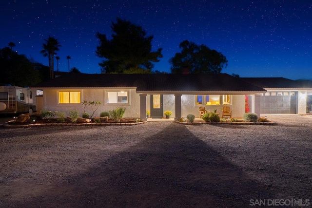 2650 Sunset Hills, Escondido, CA 92025
