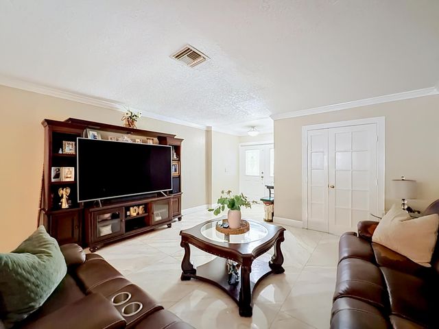3119 Indian Trail, Lake Worth, FL 33462