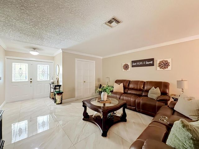 3119 Indian Trail, Lake Worth, FL 33462