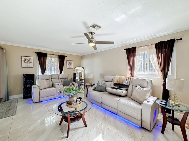 3119 Indian Trail, Lake Worth, FL 33462