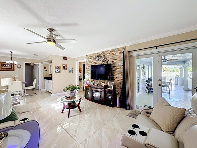 3119 Indian Trail, Lake Worth, FL 33462
