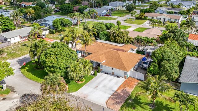 3119 Indian Trail, Lake Worth, FL 33462