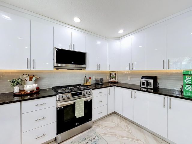 3119 Indian Trail, Lake Worth, FL 33462