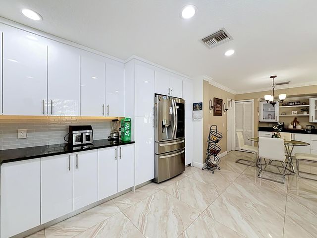 3119 Indian Trail, Lake Worth, FL 33462