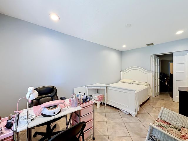 3119 Indian Trail, Lake Worth, FL 33462