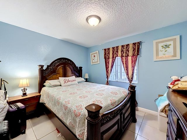 3119 Indian Trail, Lake Worth, FL 33462