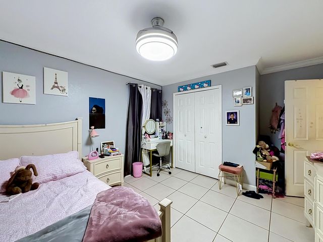3119 Indian Trail, Lake Worth, FL 33462