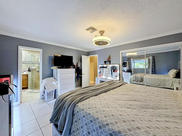 3119 Indian Trail, Lake Worth, FL 33462