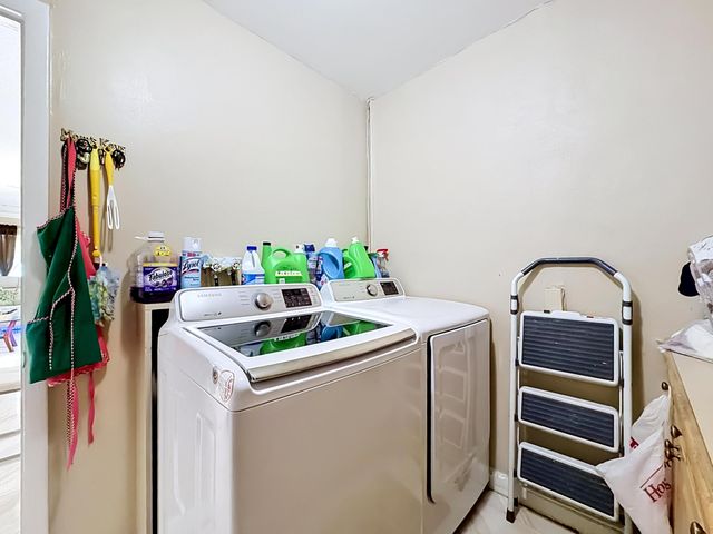 3119 Indian Trail, Lake Worth, FL 33462