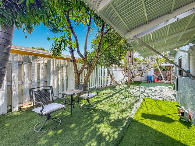 3119 Indian Trail, Lake Worth, FL 33462