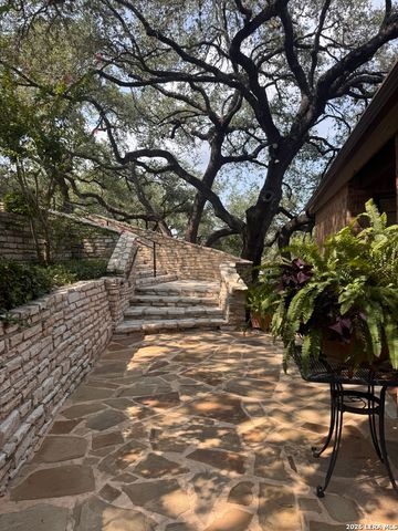 4212 Medical Dr Unit 424, San Antonio, TX 78229