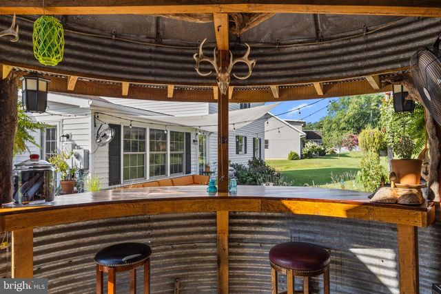 714 JACKSON ST, Woodstock, VA 22664