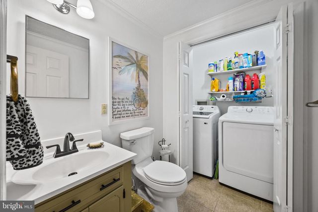 714 JACKSON ST, Woodstock, VA 22664