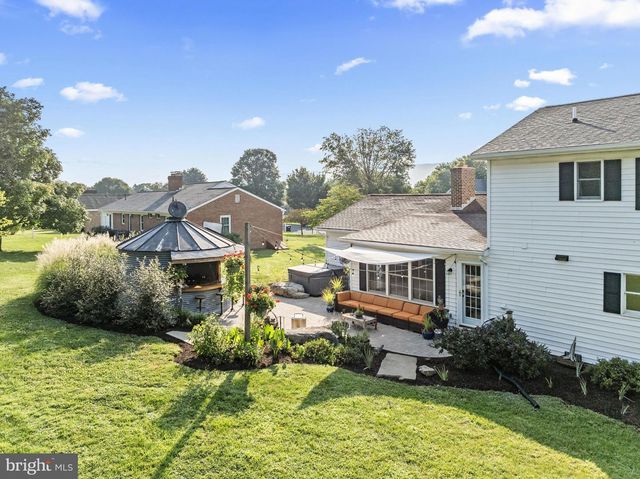 714 JACKSON ST, Woodstock, VA 22664