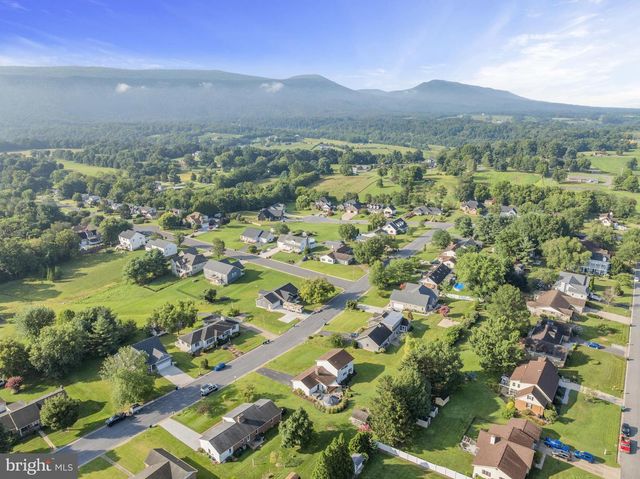 714 JACKSON ST, Woodstock, VA 22664