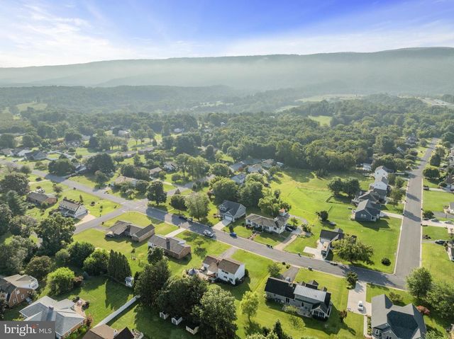 714 JACKSON ST, Woodstock, VA 22664