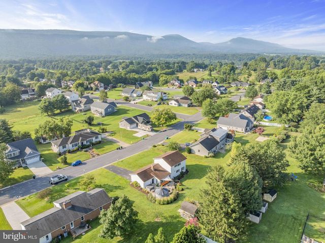 714 JACKSON ST, Woodstock, VA 22664