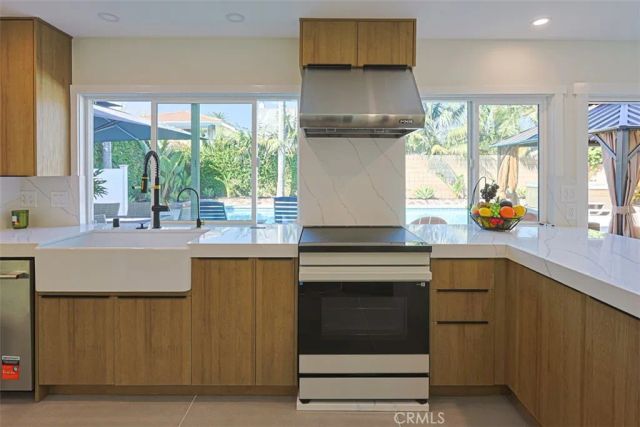 8331 Snowbird Drive, Huntington Beach, CA 92646