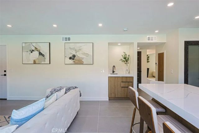 8331 Snowbird Drive, Huntington Beach, CA 92646