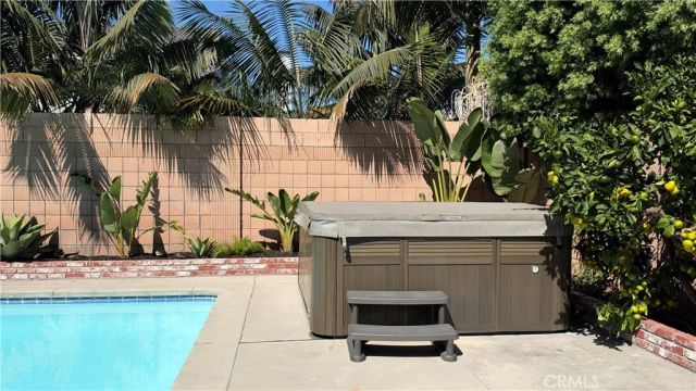 8331 Snowbird Drive, Huntington Beach, CA 92646