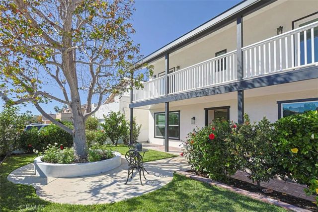 8331 Snowbird Drive, Huntington Beach, CA 92646