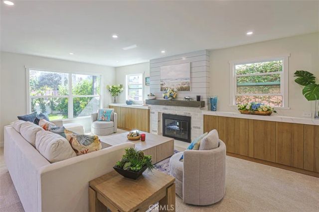 8331 Snowbird Drive, Huntington Beach, CA 92646