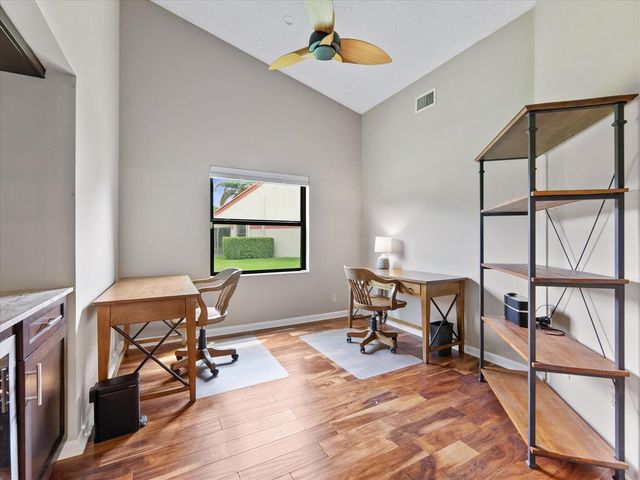 7585 Lexington Club Boulevard B, Delray Beach, FL 33446