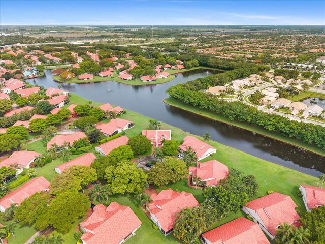 7585 Lexington Club Boulevard B, Delray Beach, FL 33446
