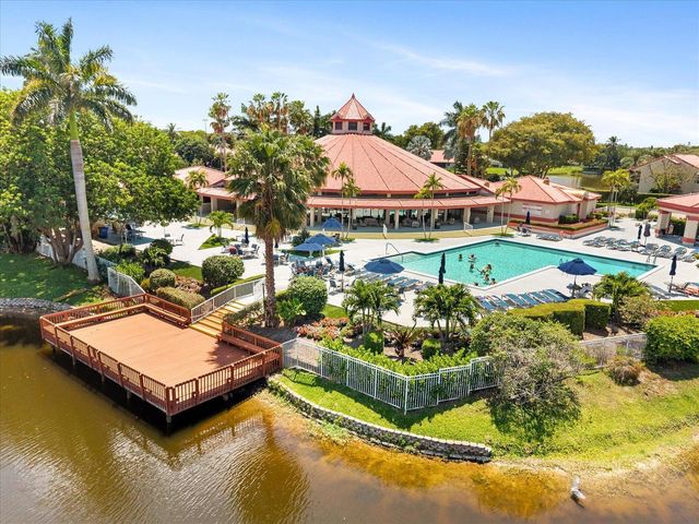 7585 Lexington Club Boulevard B, Delray Beach, FL 33446