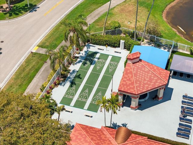 7585 Lexington Club Boulevard B, Delray Beach, FL 33446