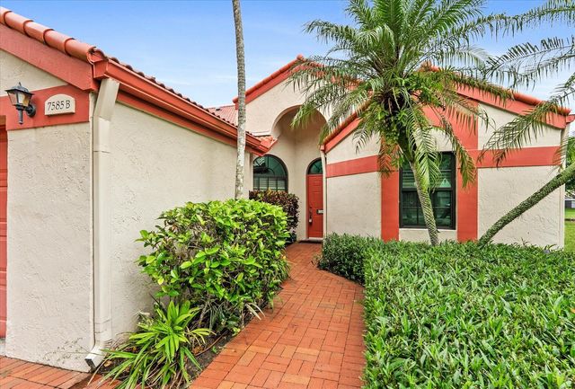 7585 Lexington Club Boulevard B, Delray Beach, FL 33446