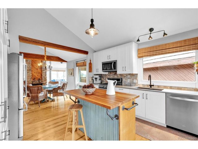 4452 Sentinel Rock, Larkspur, CO 80118