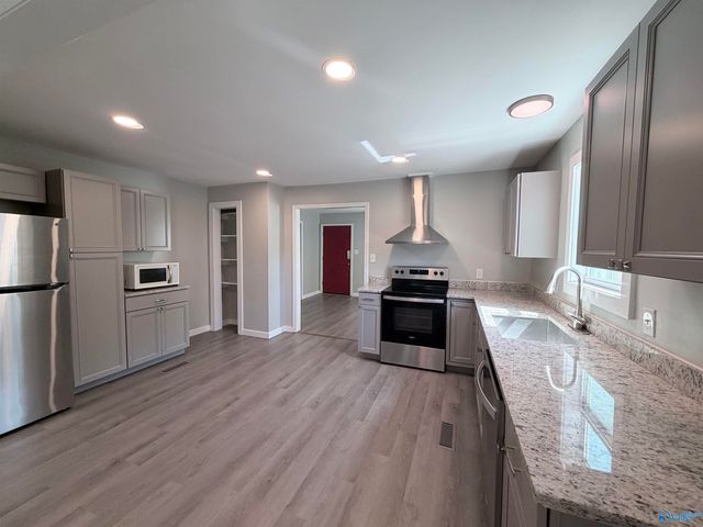 1224 Halsey Avenue, Huntsville, AL 35801