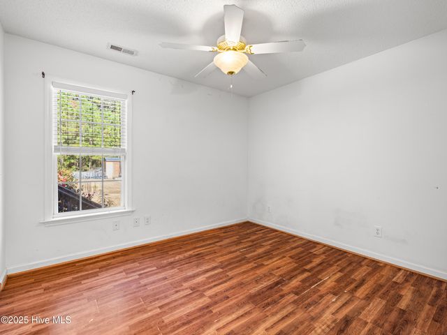 2618 Pinewood Home Drive, Pink Hill, NC 28572