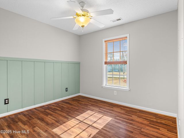 2618 Pinewood Home Drive, Pink Hill, NC 28572