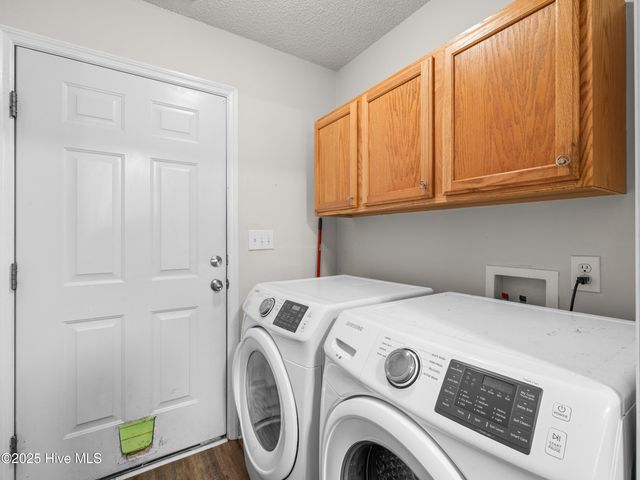 2618 Pinewood Home Drive, Pink Hill, NC 28572